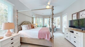 5 Schlafzimmer, Schreibtisch, Bügeleisen/Bügelbrett, kostenloses WLAN