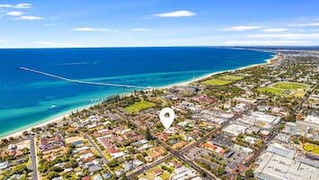 Image of Sunny Busselton - this holiday home is located in the perfect Busselton location