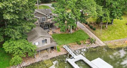 Pool Table, Massive Balcony, Firepit, & Spacious!