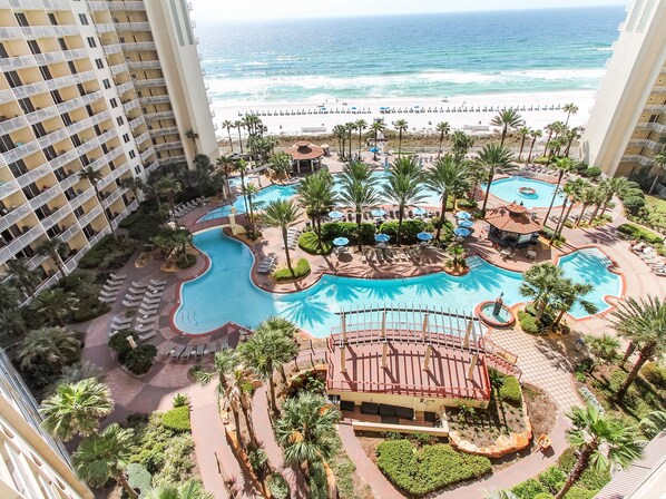 Shores of Panama - Tropical Beachside Pool