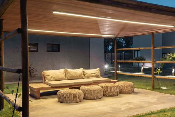 Apartment | Terrace/patio