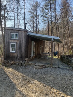 Exterior - Tiny House, Big Views near Asheville (Candler)