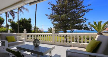 VILLA DEL MAR 'Boutique Beach-House' 11PAX