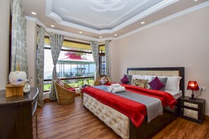 3 bedrooms, Egyptian cotton sheets, premium bedding, free WiFi - Chail Cabana by Dumnu Homes (Shimla)