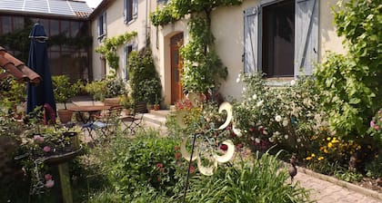 Former farm, very quiet location, lots of space