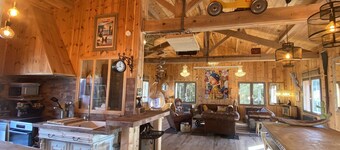 Atypical villa "Cabane Oléron" with heated swimming pool