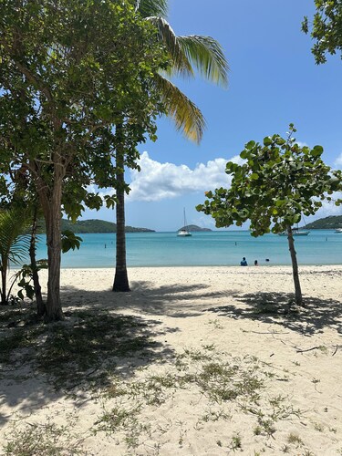 Beautiful Margaritaville St Thomas Resort 3 Bedroom Presidential Suite