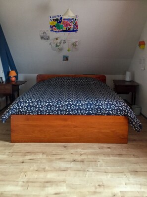 3 Schlafzimmer, Bügeleisen/Bügelbrett, kostenloses WLAN, Bettwäsche