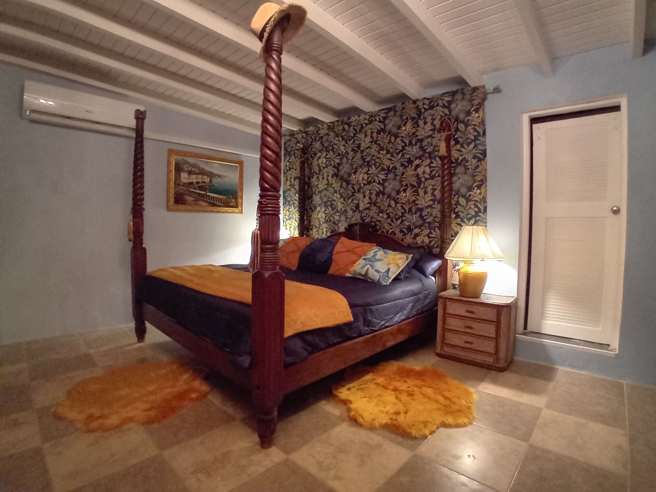 Premium bedding, memory-foam beds, in-room safe, individually decorated