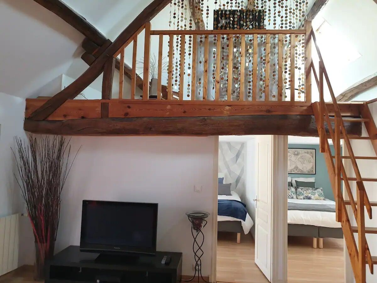 3 多间卧室、办公桌、熨斗/熨衣板、旅行婴儿床