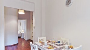 Shared kitchen facilities - Liberty Trastevere B&B (Rome)