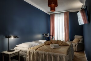 City Double Room | 1 bedroom, hypo-allergenic bedding, minibar, in-room safe
