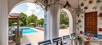 La Tourette - Six Bedroom Villa, Sleeps 14