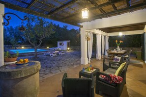 Outdoor dining - Ca'n Puput - Two Bedroom Villa, Sleeps 4 (Mallorca)