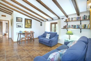 Smart TV, ping pong - Can Reus - Four Bedroom Villa, Sleeps 8 (Mallorca)