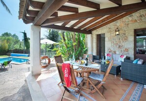 Outdoor dining - Ca'n Pep - Two Bedroom Villa, Sleeps 4 (Mallorca)