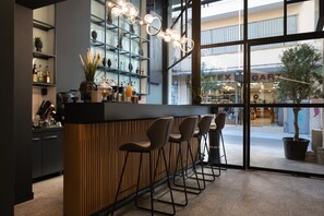 Bar (on property) - Nema Hotel Athens (Athens)