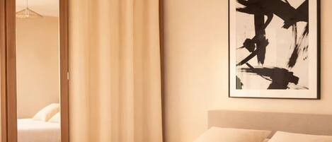 2 chambres, fer et planche à repasser, Wi-Fi, draps fournis