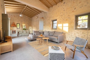 تلفزيون ذكي