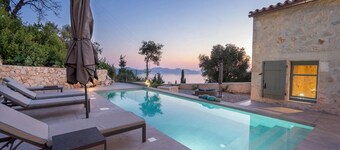 Dafni - Two Bedroom Villa, Sleeps 4
