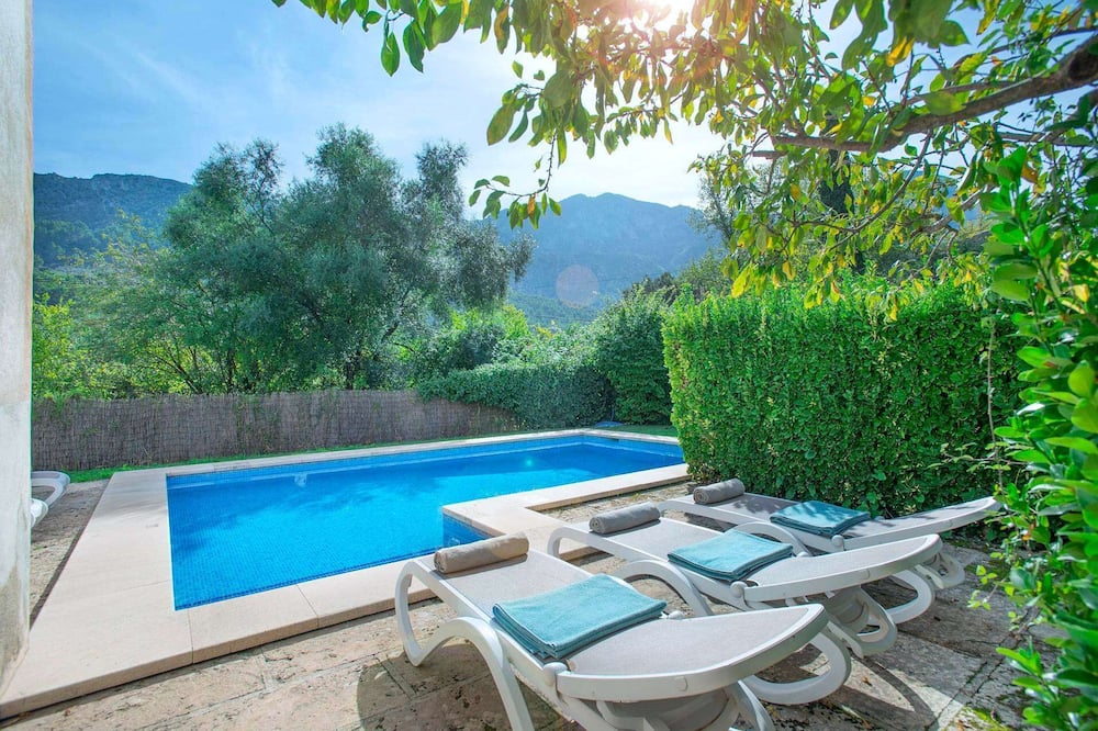 Son March Petite - Three Bedroom Villa, Sleeps 5