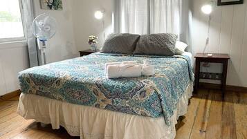 1 bedroom, WiFi, bed sheets