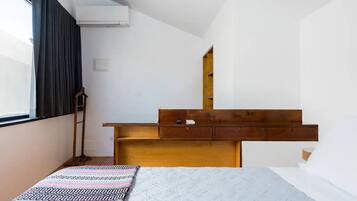 1 habitación, tabla de planchar con plancha y acceso a internet