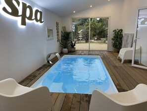 Innenpool, Außenpool