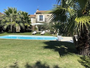Indoor pool, outdoor pool - Mas de Sophie (Châteaurenard)