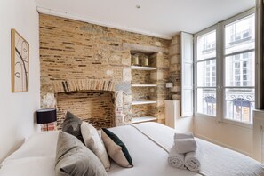 1 soverom, strykejern/-brett, wi-fi (inkludert) og sengetøy