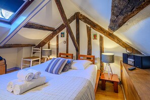 3 habitaciones, tabla de planchar con plancha y wifi gratis 