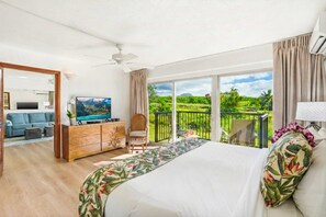 1 bedroom, iron/ironing board, travel crib, free WiFi - Ocean View Suite with NEW A/C  Steps to the Beach & Restaurant in sunny Poipu (Koloa)