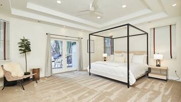 7 bedrooms, desk, iron/ironing board, travel cot