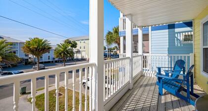 Daisy House: Downtown Cedar Key. Walk to everything!