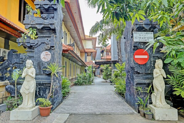 Garden - Collection O 91081 New Arena Hotel (Kuta)