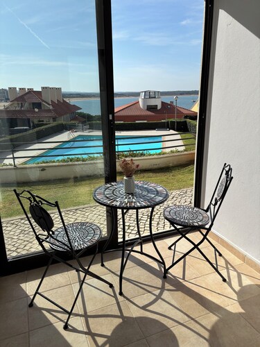 Casa na Onda - Sonho da Baia, luxury 2-bedrooms on the beach, sea view and pool