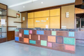 Interior - Flagship 91863 Metro House (Surabaya)