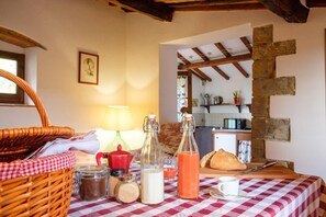 Interior - Sage' estate with shared pool (Barberino Val d'Elsa)