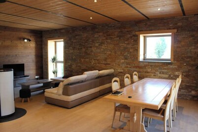 Grand Appartement Avec Loggia