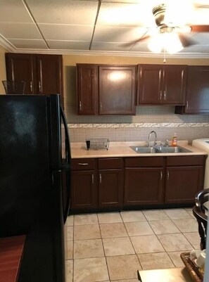 Fridge, microwave