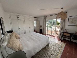 2 bedrooms, Internet