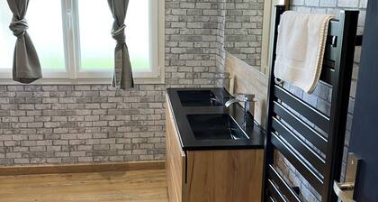 Gite located 4 kms from the beach Autonomous arrival