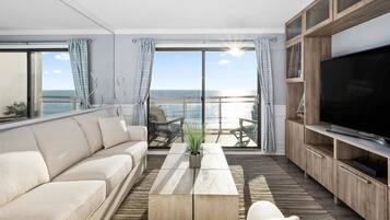 Fernseher, Stereoanlage, Arbeitsbereiche