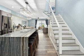 Fridge, microwave, oven, stovetop - Bayfront Townhouse: Fishing, Sunsets & Family Fun! (Ocean City)