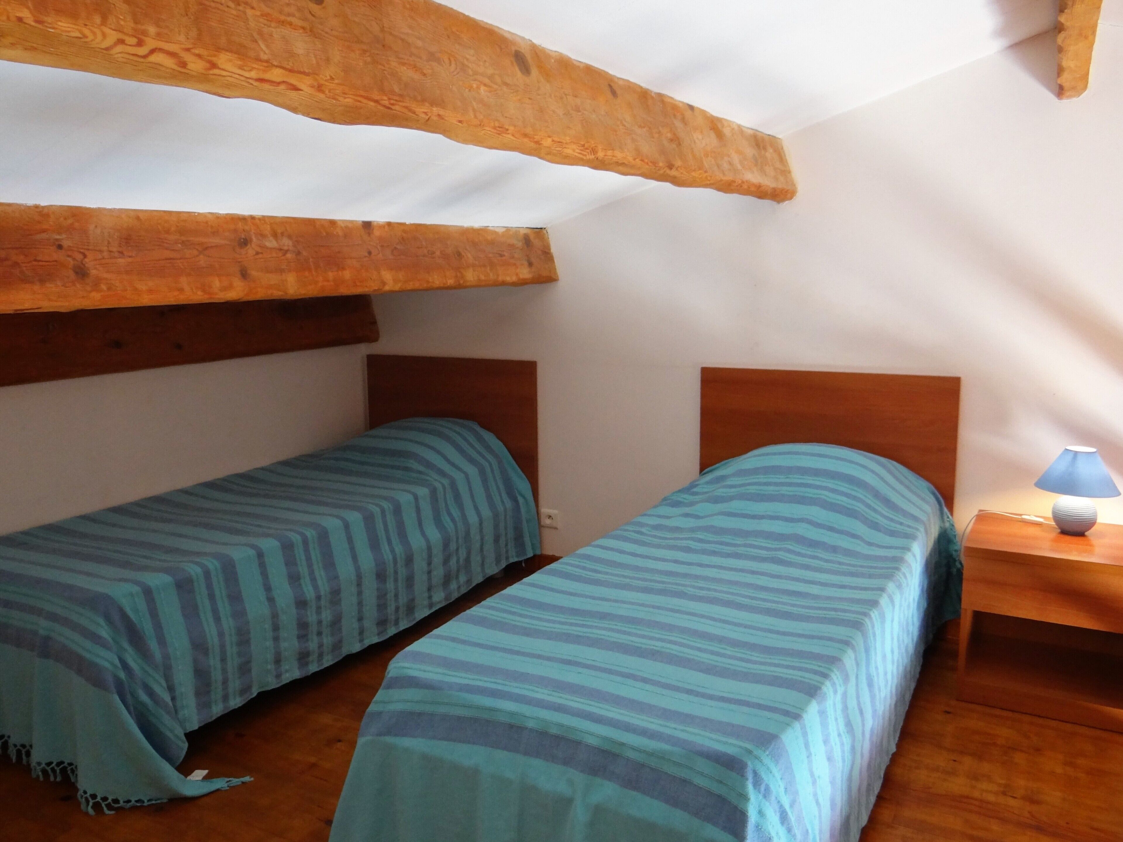 2 bedrooms, bed sheets