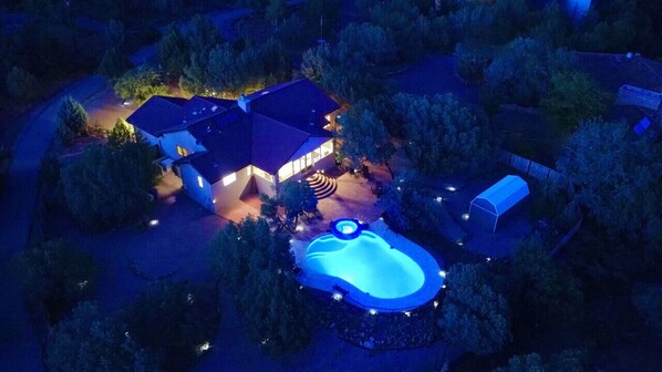 Pool - Sedona’s Paradise Found—An Oasis of Luxury! (Sedona)