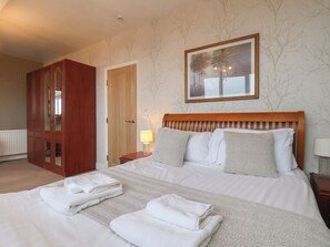 11 slaapkamers, individueel gedecoreerd, individueel gemeubileerd