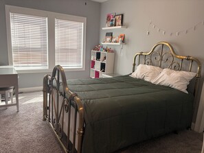 4 bedrooms, WiFi - Beautiful Masters Rental Quiet Neighborhood (EVANS)