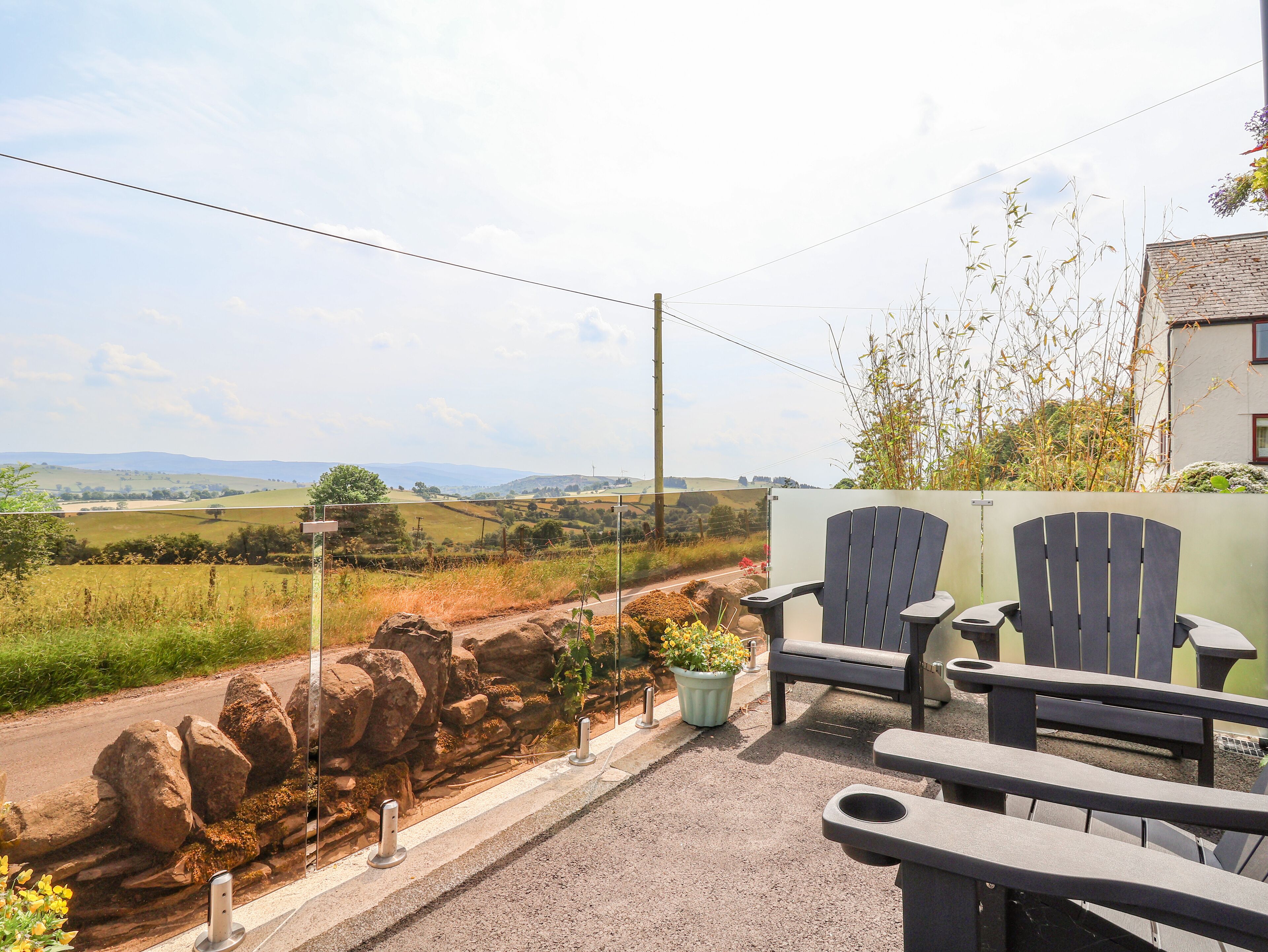 Cottage | Property grounds