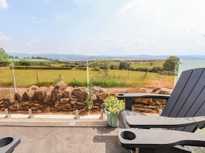 Cottage | Property grounds - Coach House (Denbigh)